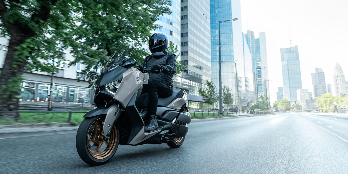 EXPERIENCE THE MAX：「XMAX」再進化 定義中量級速克達新標準